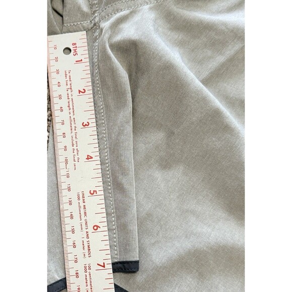 Vuori Mens Banks Shorts Large Light Gray Drawstring Athletic Workout Unlined 7” - Picture 4 of 8